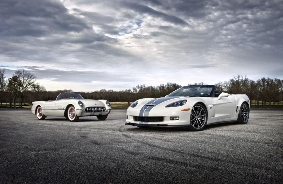  Chevrolet Corvette 427 Convertible 2012 года  (фото 9 из 16)